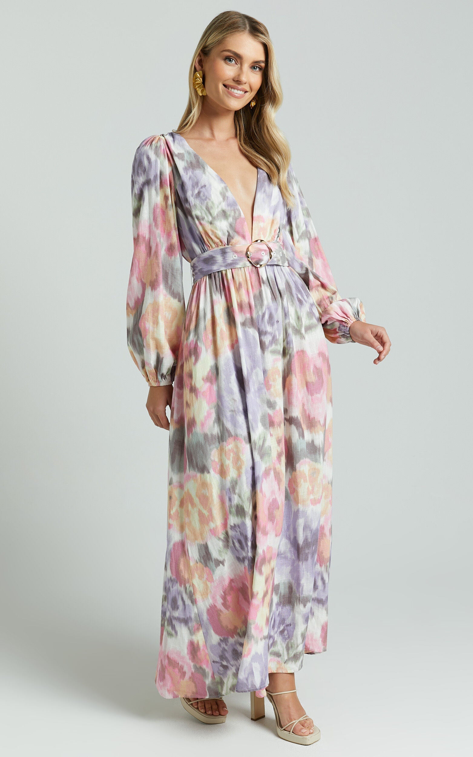 Amalie The Label - Lily Linen Blend V Neck Long Puff Sleeve Tie Back Maxi Dress in Montreuil Print